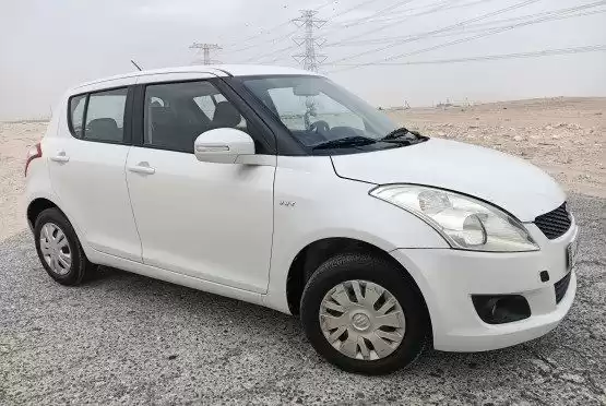 Usado Suzuki Swift Venta en al-sad , Doha #8478 - 1  image 
