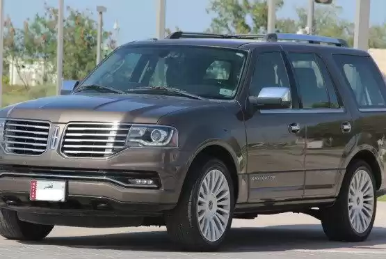 Used Lincoln Navigator For Sale in Al Sadd , Doha #8496 - 1  image 