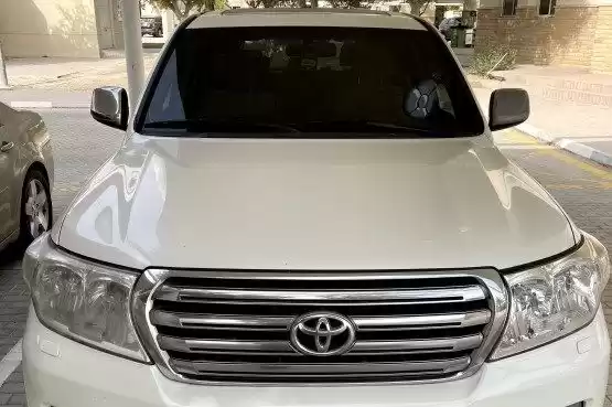 مستعملة Toyota Land Cruiser للبيع في الدوحة #8513 - 1  صورة 