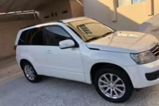استفاده شده Suzuki Grand Vitara برای فروش که در السد , دوحه #8524 - 1  image 