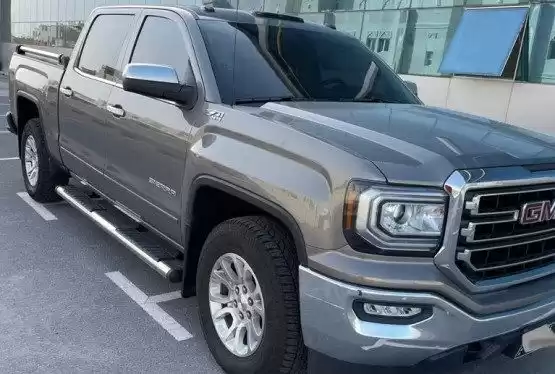 استفاده شده GMC Sierra برای فروش که در دوحه #8576 - 1  image 
