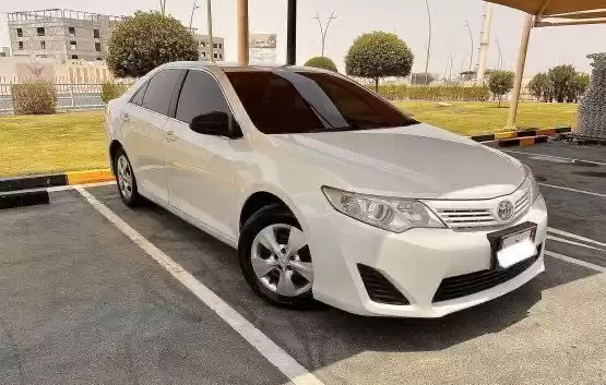 مستعملة Toyota Camry للبيع في الدوحة #8579 - 1  صورة 