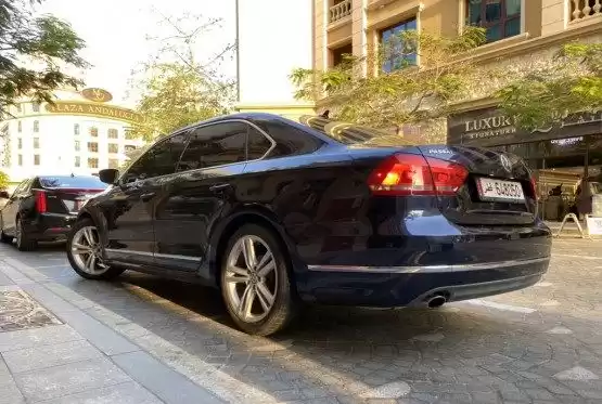 Usado Volkswagen Passat Venta en Doha #8637 - 1  image 