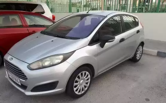 استفاده شده Ford Fiesta برای فروش که در دوحه #8726 - 1  image 