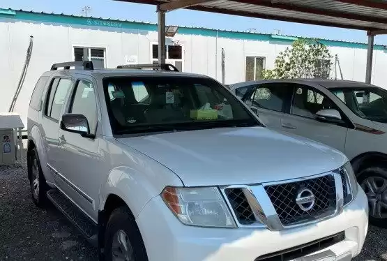 مستعملة Nissan Pathfinder للبيع في الدوحة #8771 - 1  صورة 