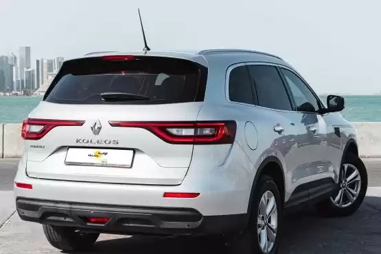 Использовал Renault Koleos Продается в Доха #8853 - 1  image 