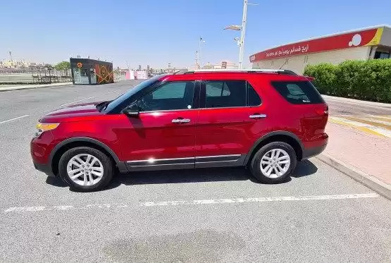 Used Ford Explorer For Sale in Al Sadd , Doha #8869 - 1  image 