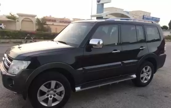 مستعملة Mitsubishi Pajero للبيع في الدوحة #8887 - 1  صورة 