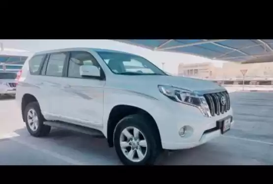 مستعملة Toyota Prado للبيع في الدوحة #8926 - 1  صورة 