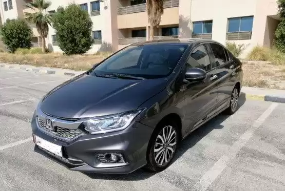 مستعملة Honda City للبيع في الدوحة #8937 - 1  صورة 