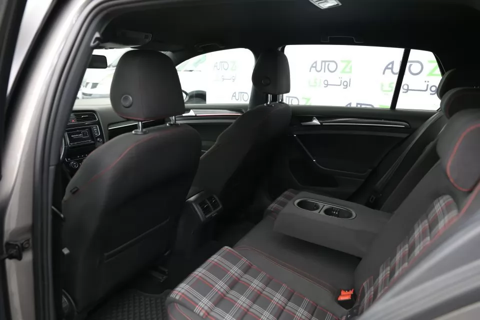 مستعملة Volkswagen Golf للبيع في السد , الدوحة #8985 - 3  صورة 