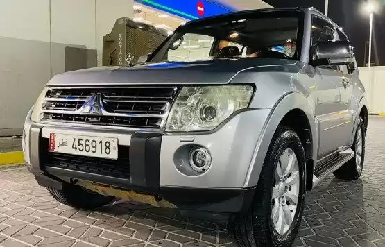 Использовал Mitsubishi Pajero Продается в Аль-Садд , Доха #9052 - 1  image 