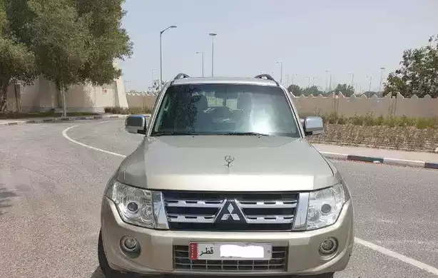 مستعملة Mitsubishi Pajero للبيع في الدوحة #9084 - 1  صورة 