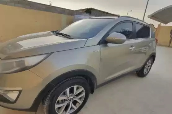 استفاده شده Kia Sportage برای فروش که در دوحه #9102 - 1  image 