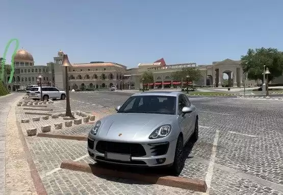 مستعملة Porsche Macan للبيع في الدوحة #9116 - 1  صورة 
