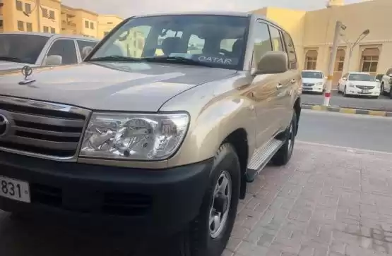 استفاده شده Toyota Land Cruiser برای فروش که در دوحه #9140 - 1  image 
