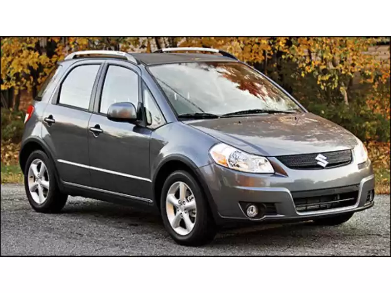 Utilisé Suzuki SX4 À vendre au Doha #9150 - 1  image 