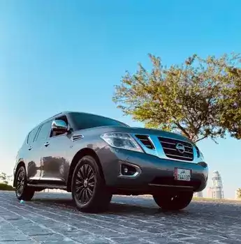 Kullanılmış Nissan Patrol Satılık içinde Al Sadd , Doha #9174 - 1  image 