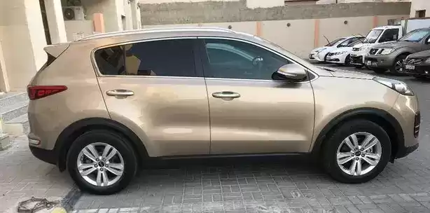 استفاده شده Kia Sportage برای فروش که در السد , دوحه #9241 - 1  image 