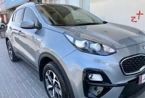استفاده شده Kia Sportage برای فروش که در دوحه #9260 - 1  image 