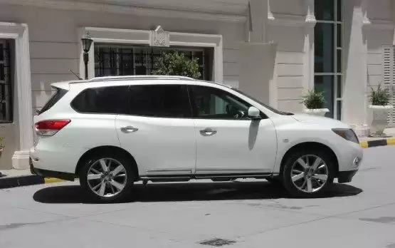 مستعملة Nissan Pathfinder للبيع في السد , الدوحة #9280 - 1  صورة 
