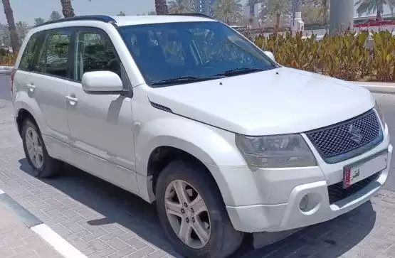 استفاده شده Suzuki Grand Vitara برای فروش که در السد , دوحه #9283 - 1  image 