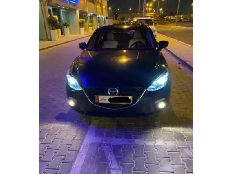 Gebraucht Mazda 3 Zu verkaufen in Al Sadd , Doha #9295 - 1  image 