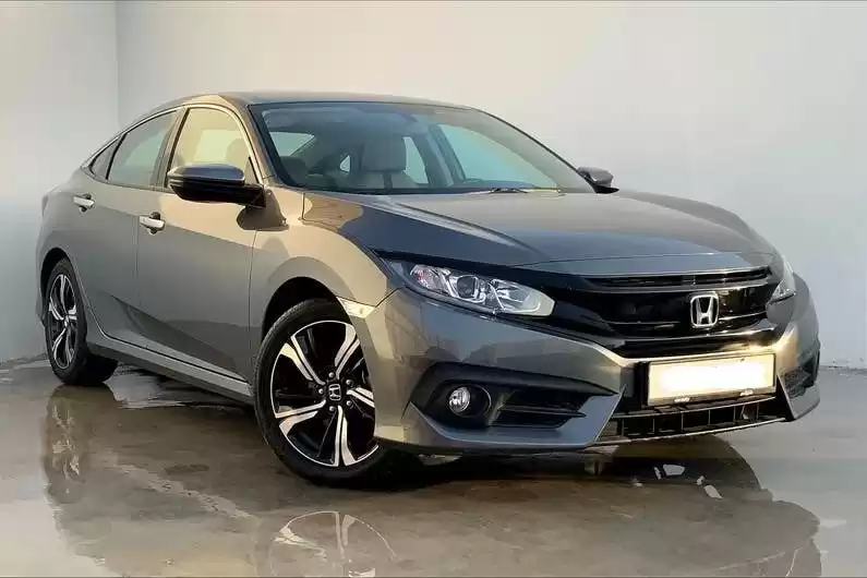 مستعملة Honda Civic للبيع في الدوحة #9419 - 1  صورة 