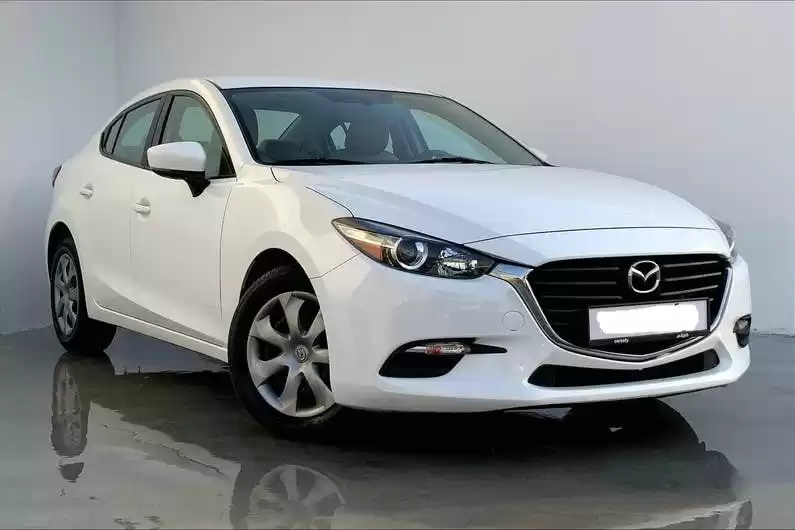 Usado Mazda Mazda3 Venta en Doha #9422 - 1  image 