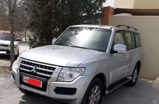 Использовал Mitsubishi Pajero Продается в Доха #9445 - 1  image 
