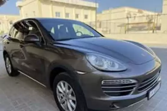 Utilisé Porsche Unspecified À vendre au Doha #9492 - 1  image 