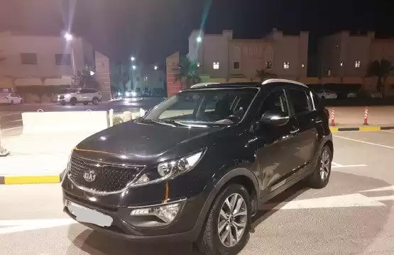 استفاده شده Kia Sportage برای فروش که در دوحه #9532 - 1  image 