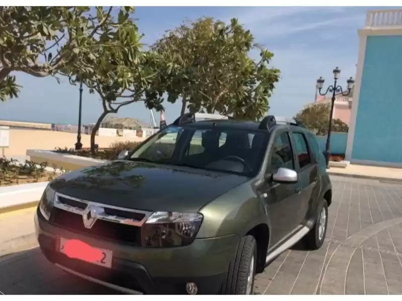 用过的 Renault Unspecified 出售 在 萨德 , 多哈 #9590 - 1  image 