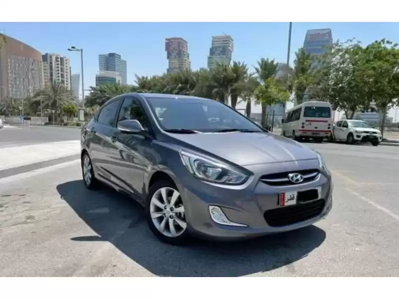مستعملة Hyundai Accent للبيع في الدوحة #9624 - 1  صورة 