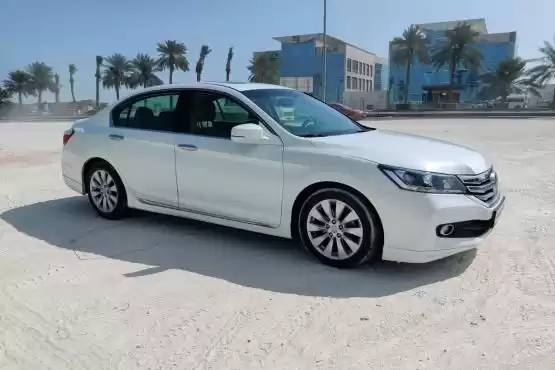 Использовал Honda Accord Продается в Аль-Садд , Доха #9630 - 1  image 