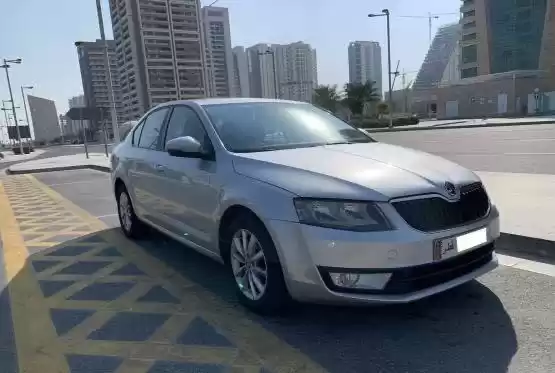 Gebraucht Skoda Octavia Zu verkaufen in Al Sadd , Doha #9689 - 1  image 