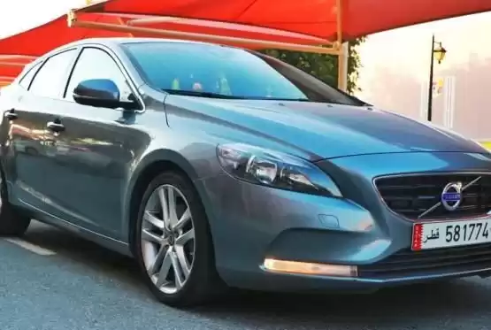مستعملة Volvo V40 للبيع في السد , الدوحة #9708 - 1  صورة 