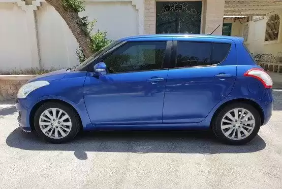 Utilisé Suzuki Swift À vendre au Al-Sadd , Doha #9756 - 1  image 