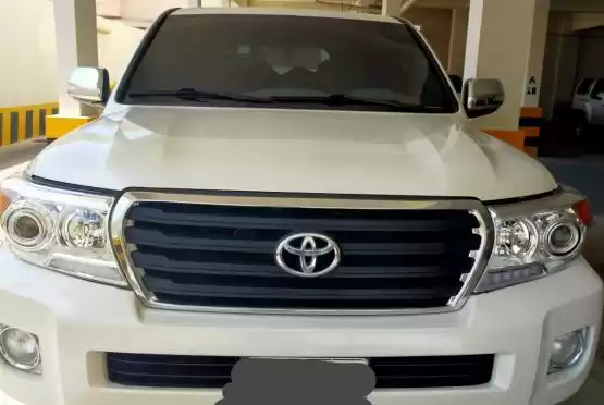 استفاده شده Toyota Land Cruiser برای فروش که در دوحه #9811 - 1  image 