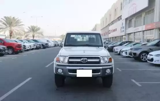کاملا نو Toyota Land Cruiser برای فروش که در دوحه #9852 - 1  image 