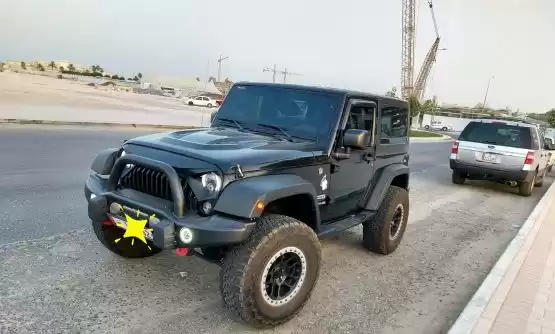 Kullanılmış Jeep Wrangler Satılık içinde Al Sadd , Doha #9856 - 1  image 