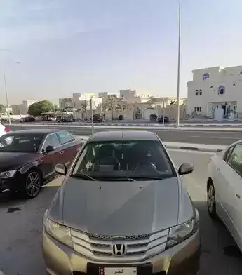 مستعملة Honda City للبيع في الدوحة #9907 - 1  صورة 