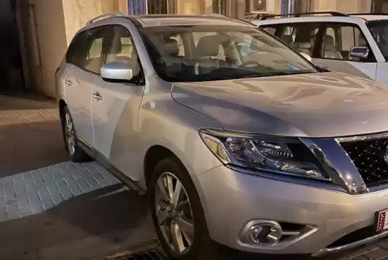 مستعملة Nissan Pathfinder للبيع في السد , الدوحة #9917 - 1  صورة 