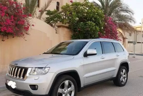 Usado Jeep Grand Cherokee Venta en al-sad , Doha #9929 - 1  image 