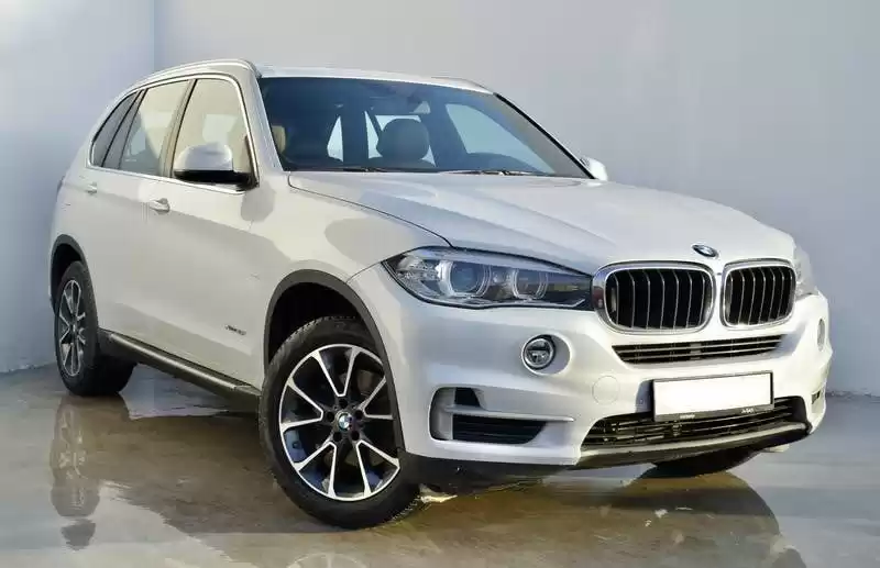 مستعملة BMW Unspecified للبيع في الدوحة #9985 - 1  صورة 