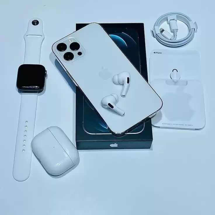 Smart phones Items  in Bur Dubai , Dubai #5151 - 1  image 
