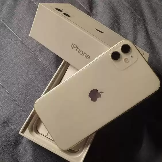 Smart phones Items  in Bur Dubai , Dubai #5184 - 1  image 