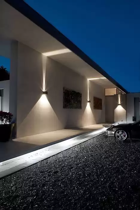 Home & Garden Items  in Dubai #5601 - 1  image 