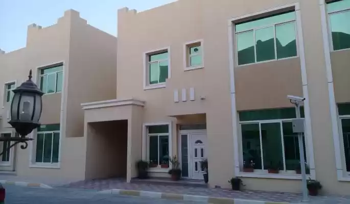 مسکونی املاک آماده 6 اتاق خواب U/F ویلا در مجتمع  برای اجاره که در السد , دوحه #10108 - 1  image 