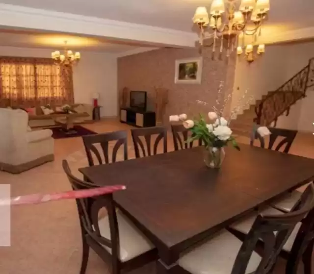 yerleşim Hazır Mülk 3 yatak odası S/F Site İçinde Villa  kiralık içinde Al Sadd , Doha #10238 - 1  image 
